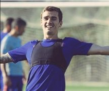 格列兹曼为什么是半个乌拉圭人，他万世、妖人、学霸的外号怎么来的？