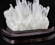 水晶有灵性是不是迷信，水晶认主人是真的吗？