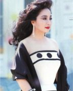 张国荣与徐小凤是什么关系，徐小凤唱功怎么样？